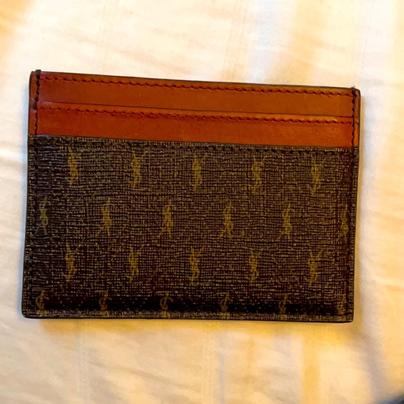 In great condition, only used a hand full of times. 1 year old. - Picture 1 of 4